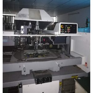 läpivientireikäinen pth, mukaan lukien DIP-asennus ja juottaminen